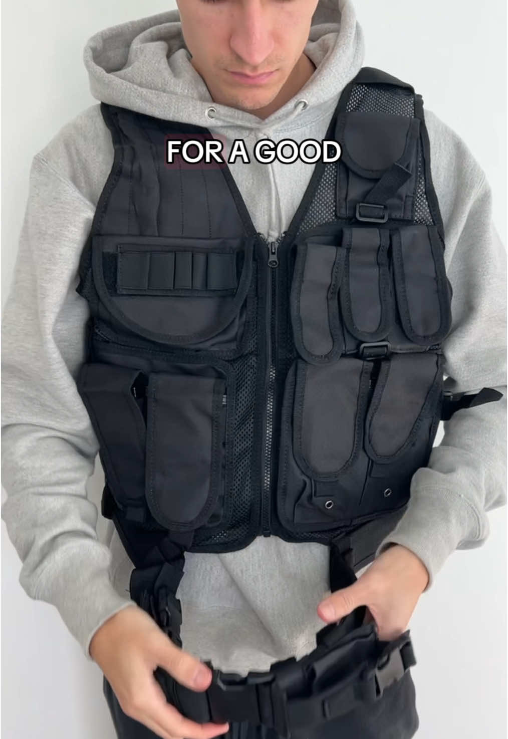 Tactical vest #TikTokShop #tiktokshopfinds #tiktoshopdeals #tiktoshopfinds 