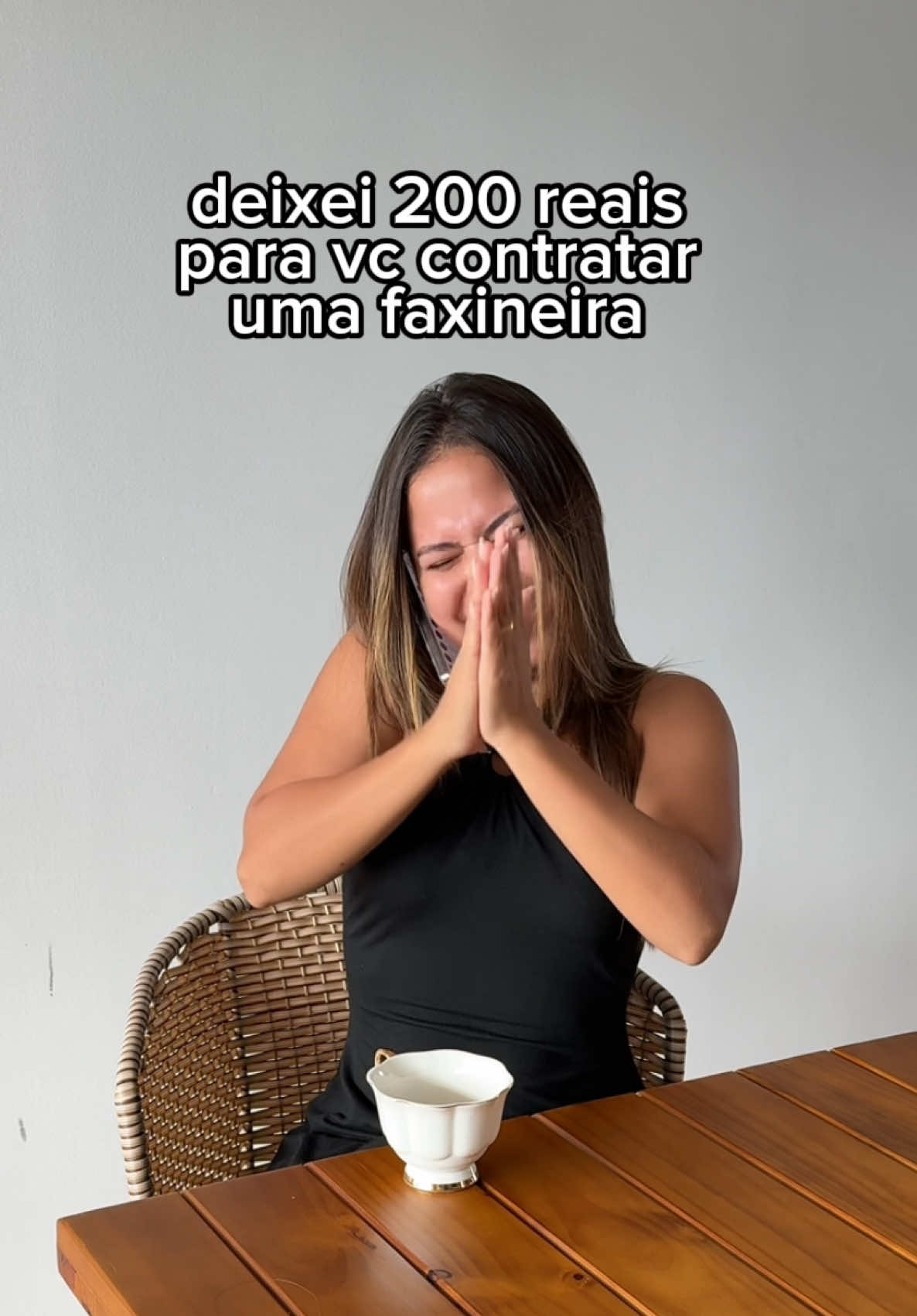 Eu automaticamente viro minha própria faxineira 🙃 #CleanTok #asmrcleaning #asmrsounds #cleaning #faxina #limpeza #donadecasa #cleaningmotivation 