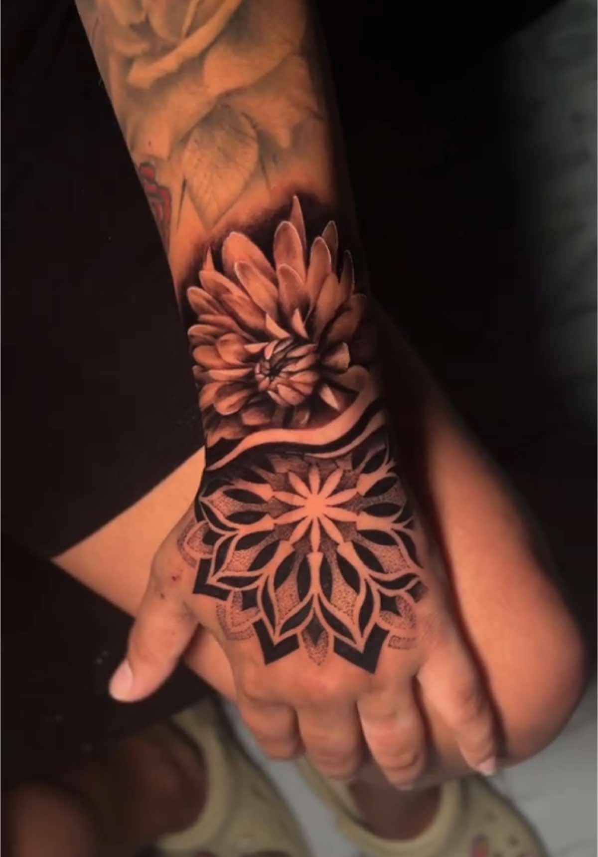 They say consistency is key #creatorsearchinsights #tattooartist #tattoo #tattoolover #realismtattoo #bigtattoo #artist #fyp #career #tattooartists #smalltattoo #floraldesign #flower #flowertattoo #blackandgreytattoo #foryou #foryoupage #blessed 