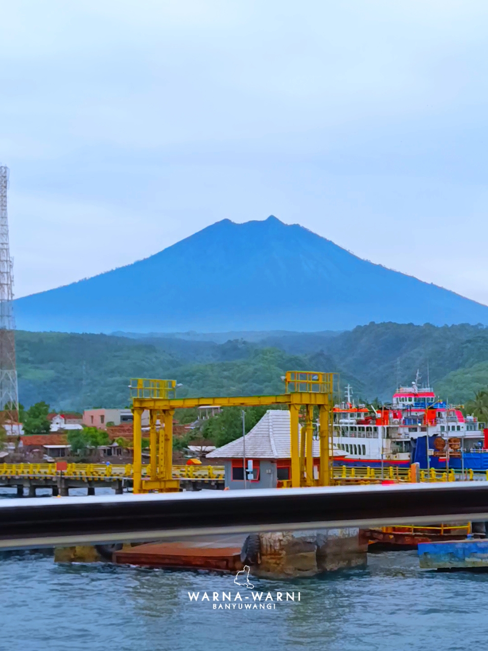 oleh dolan adoh, tapi balik e tetep Ng Banyuwangi Yo leee... #banyuwangitiktok #fypシ゚ #banyuwangi #rantaubanyuwangi 