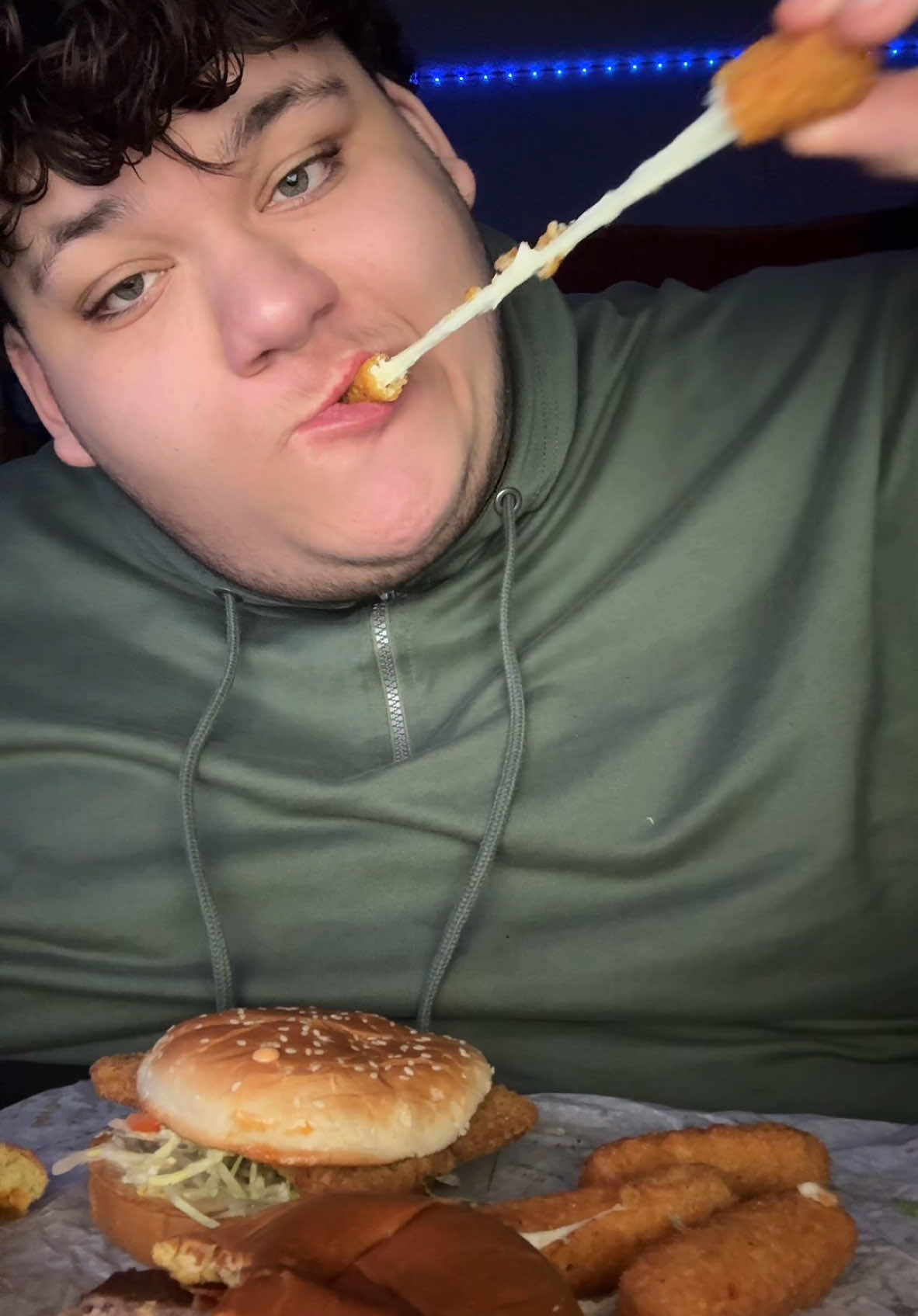 Gotta love @Arbys 🔥 #fyp #viral #foodies #foodtiktok #mukbang #mukbangasmr #FoodTok #mukbangeatingshow #viralvideo #eating #eatingshow #cheesepull #cheese 