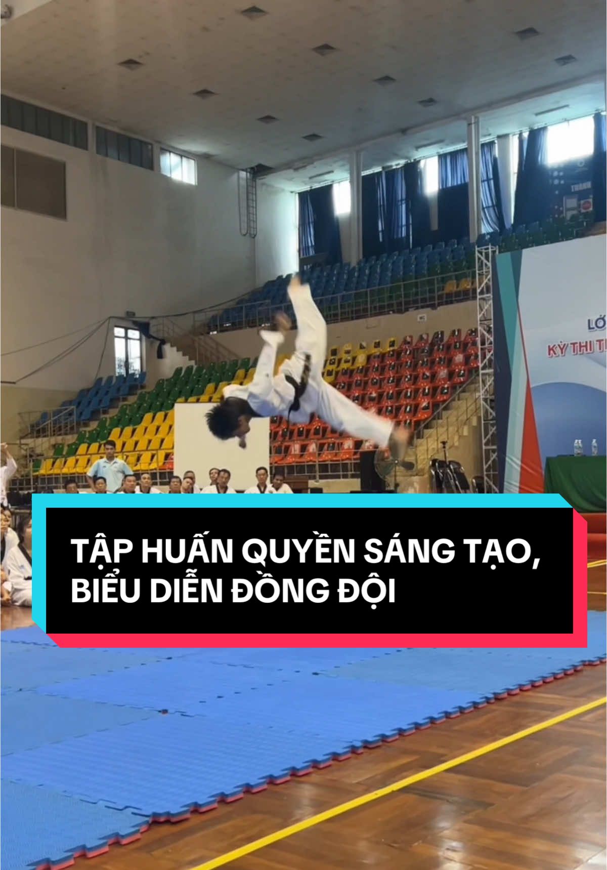 TẬP HUẤN QUYỀN SÁNG TẠO, BIỂU DIỄN ĐỒNG ĐỘI 28/12 LỚP ĐÀO TẠO, BỒI DƯỠNG HUẤN LUYỆN VIÊN KỲ THI THĂNG ĐẲNG TAEKWONDO QUỐC GIA NĂM 2024 #hoctaekwondo #taekwondo #xuhuong #vothuat #thinhhanh #viral #TaekwondoViệtNam #bieudientaekwondo #quyentaekwondo #QuyềnTaekwondoThếGiới2024 