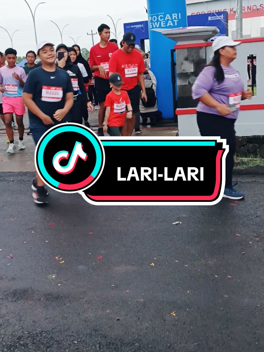 running SUKOHARJO PLAYON 2024,  pakai jersey yang ada di keranjang kuning pojok kiri #Running #maraton #jersey #celanalariwanita #jerseylari 