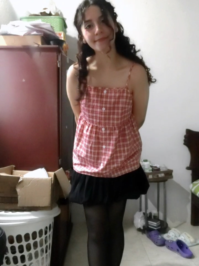 outfit para ir a ver las luces  #shein #sheinoutfits #cuteoutfits #curlyhairstyles 