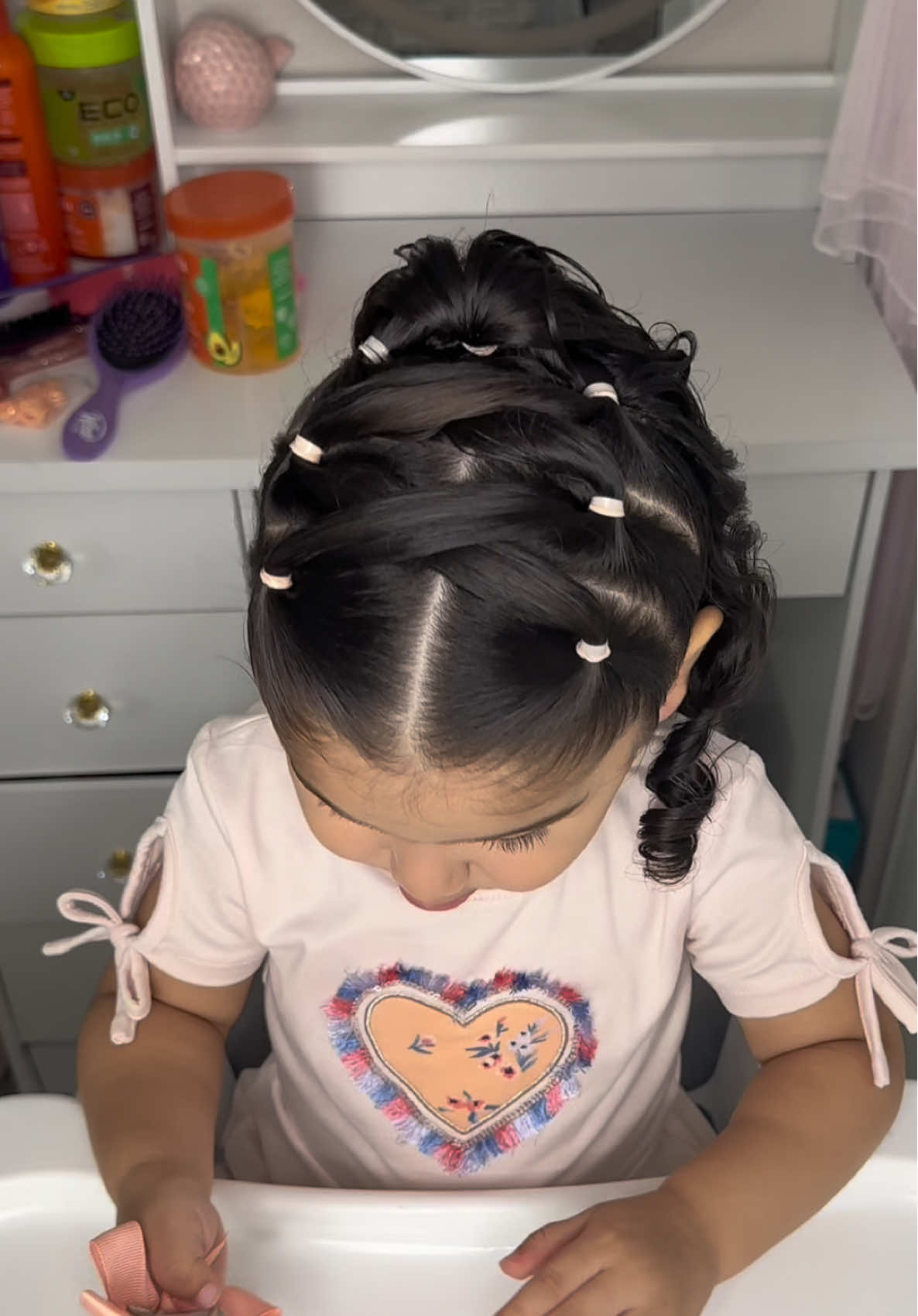 Un peinado para niñas súper fácil y rápido 😍 #hairstyletutorial #easyhairstyles #peinadosparaniñas #claudialariospeinados #peinados #hairinspo #cutehairstyle 