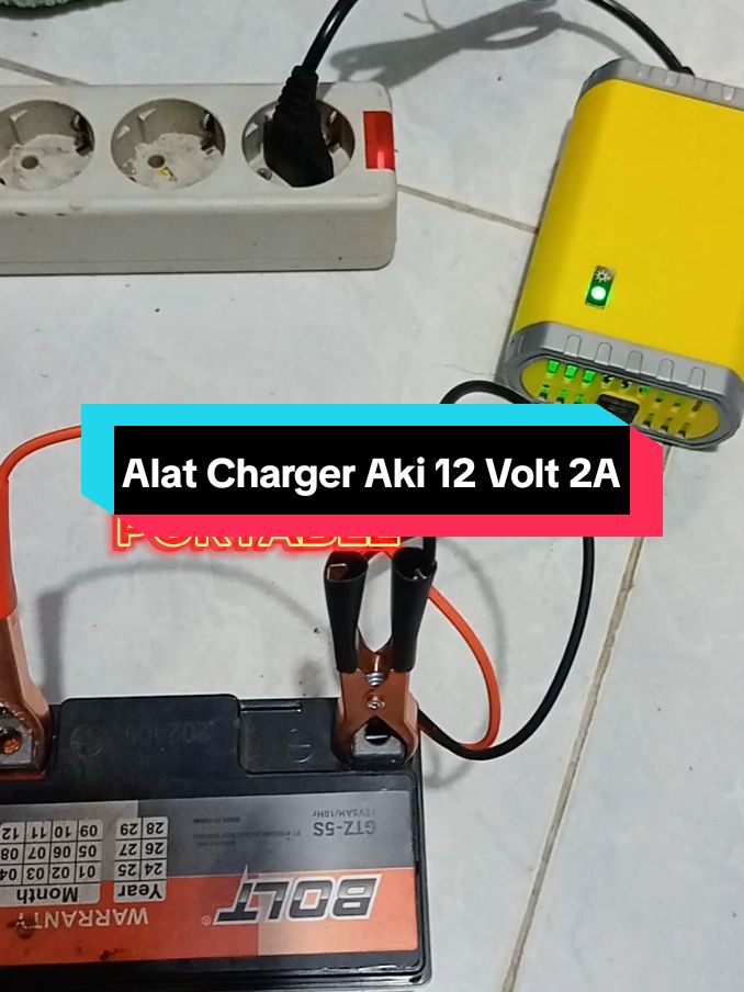 Alat Charger Aki 12 Volt portable  #alatcharger #cas #aki #accu #alatcasaki #murah #tokomurah234 #PromoGuncang11 #YearEndSale #Wibgajian #gebyarbelanjadesember #CuanTanpaBatas #2025 #murah #kuning #casaki 