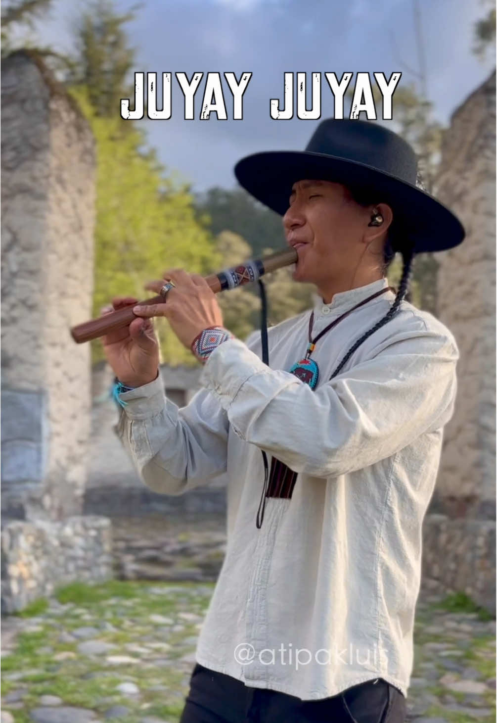 Sanjuanito Ecuatoriano🎶🌀🇪🇨 #ecuador #musicaecuatoriana #quena #otavalo #sanjuanito #folclor #musicaandina 