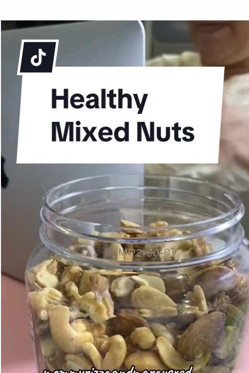 My favorite healthy kutkutin Trail snacks during my work at home  ( mixed almond, cashews,walnuts ) #mixedtrailsnacks #healthysnack #mixednuts #trailmix #berissafoodsph #favoritesnack 