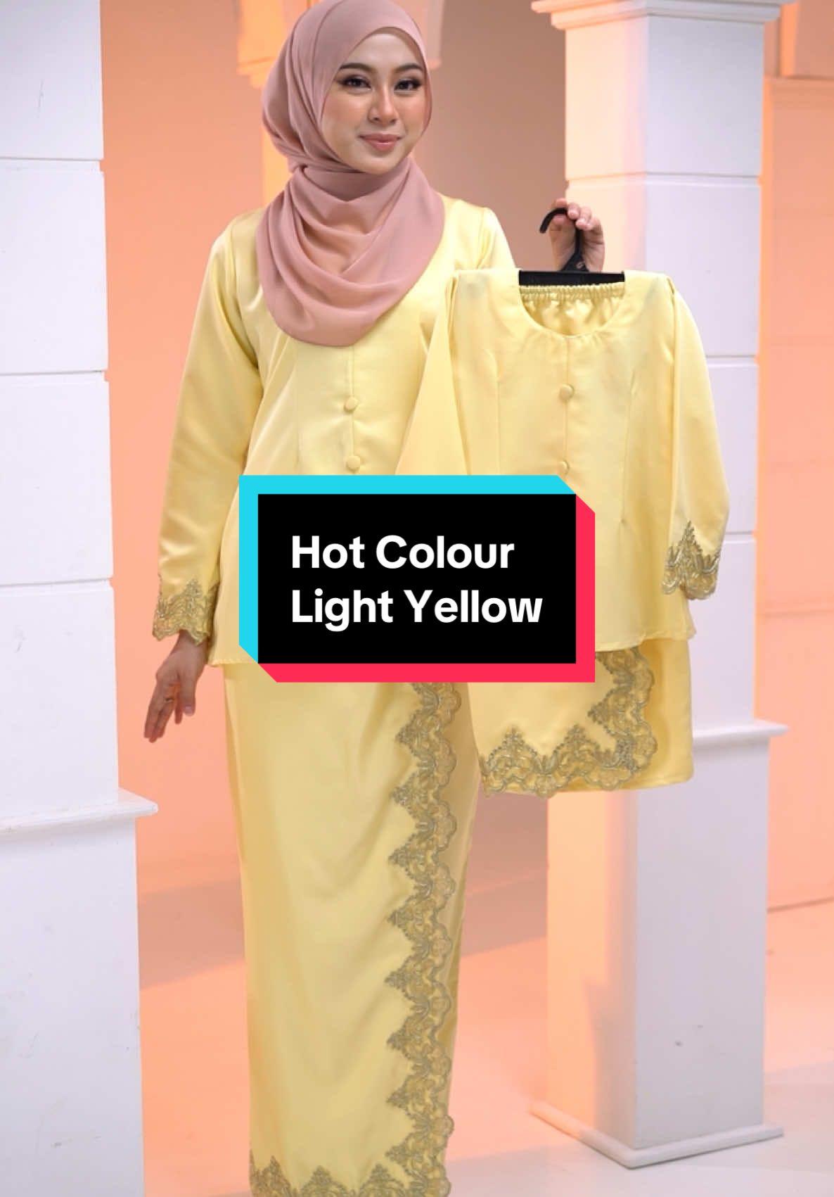 Cantik yg amat warna yellow ni syg oi..xterang xlembut sgt mmg cantik la..mmg xrugi korang beli wrna ni..sesuai semua jnis wrna kulit tau so jgn risau..dptkan skrg sblum hbis stok🥰 #minexclusive #kurungviral #kurungmurahcantik #materialpremium #raya2025 #raya2025 #temaraya2025 