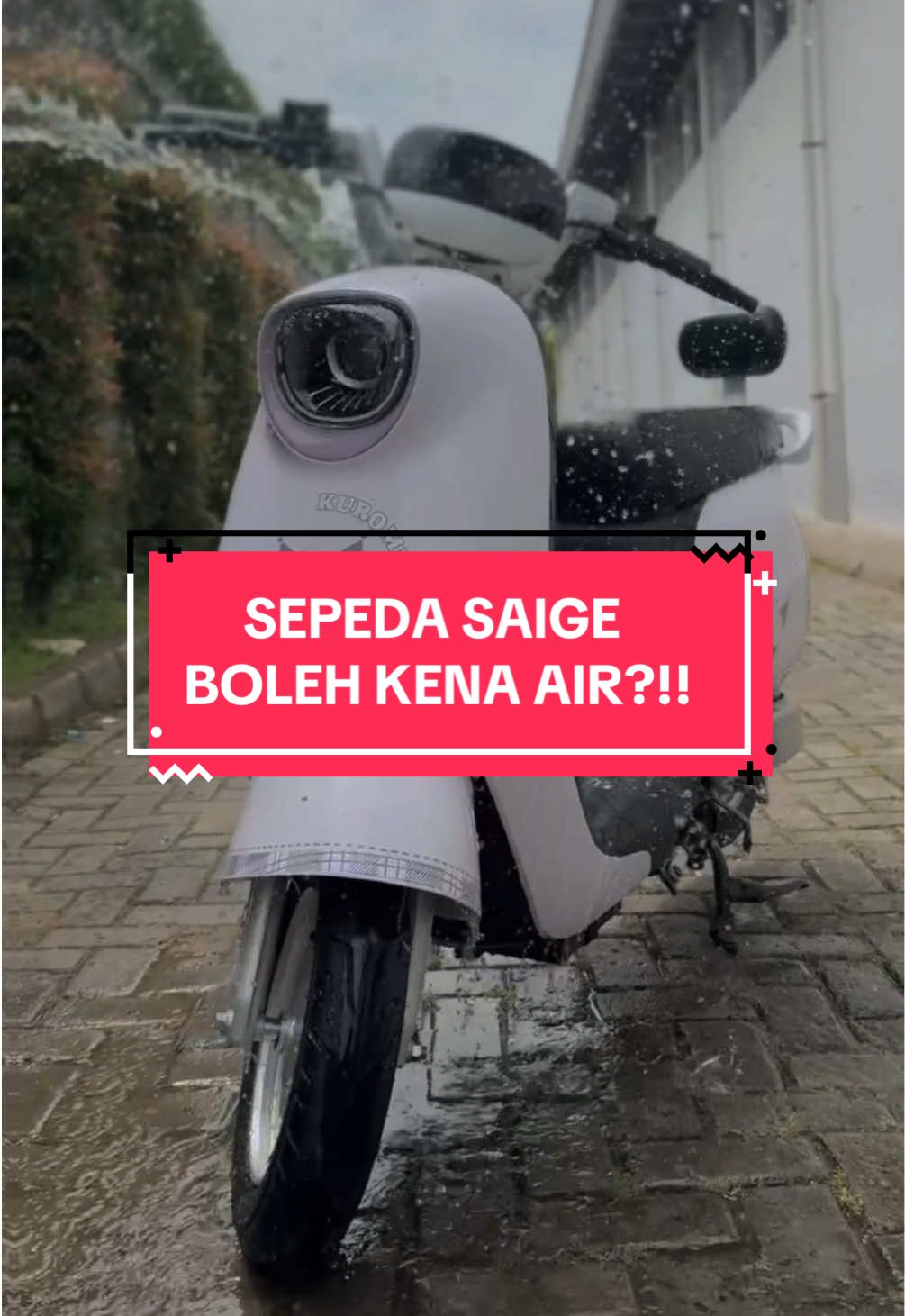 siapa nih yang masih ragu kalo sepeda listrik dari Saige ini sudah tahan air loh🫵🏻🤩#bike #fyp #viralvideo 