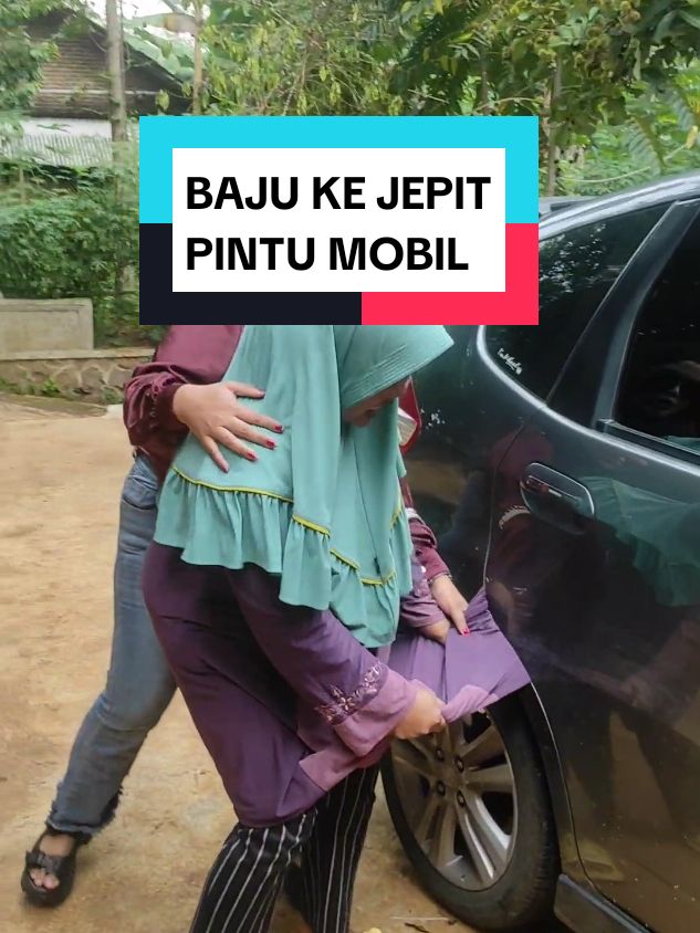 Baju kejepit pintu mobil bikin panik#komedi #komedikocak #hiburan #hiburanlucu #lucu #ngakak #makberby 