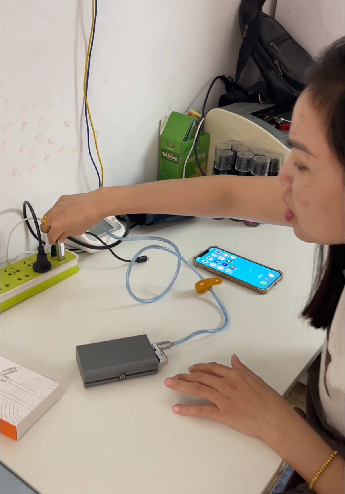 Cáp sạc điện thoại siêu nhanh #capsac #capsacnhanh #hahienhoa1 #xuhuong #nhacuadoisong #thinhhanh 