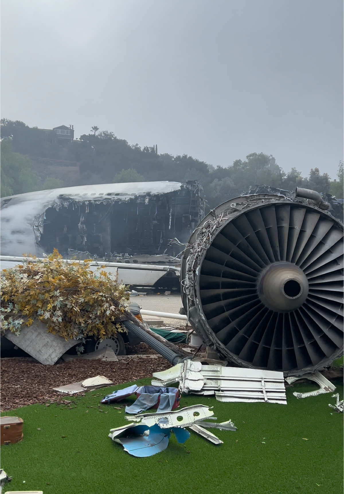 War of the worlds: Boeing 747 Plane Crash scene, Up close! Unbelievable!!!  🎬 $260,000  #WarOfTheWorlds 