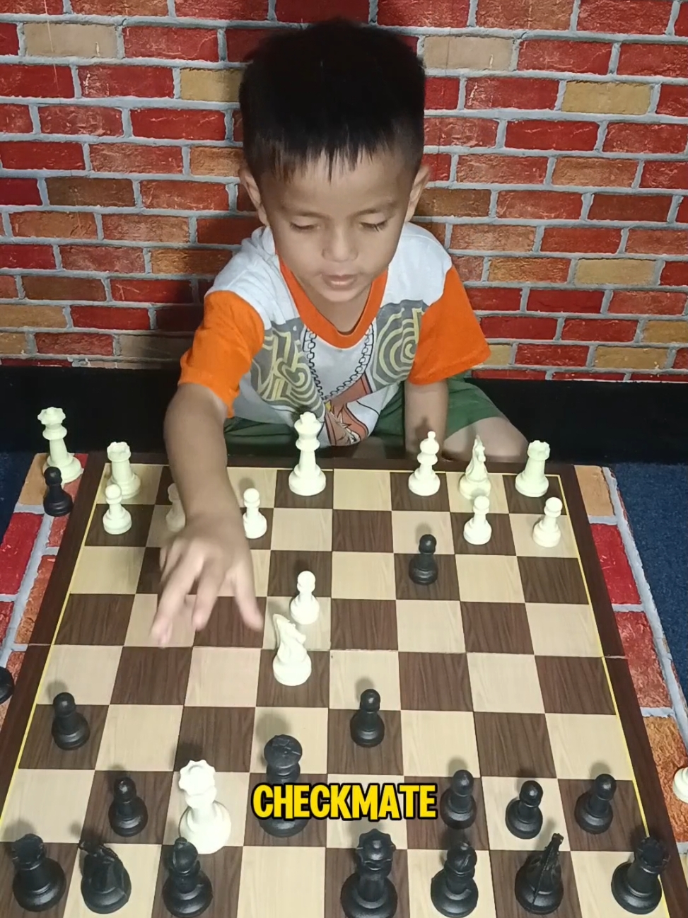 lost because he was too protective of the queen. Bishop and Knight sacrifice. Ra Nhu Hyang Chess Practice. #Catur #chesslesson #chesspractice #chesslearning  #Chess #chessgambit #chesstrapped #Chessmaster  #棋 #schaken #échecs #шахматы #チ #skak #ajedrez #शतरंज #scacchi #szachy #շախմատ #şahmat #шахи #شطرنج 