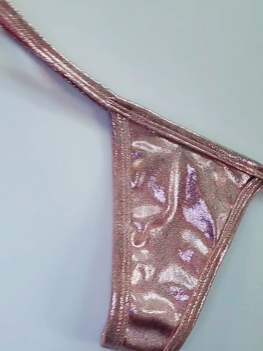 Panties of the day.🎀 #rosegold  #OOTD #fashionfavorites #thongbikinis 