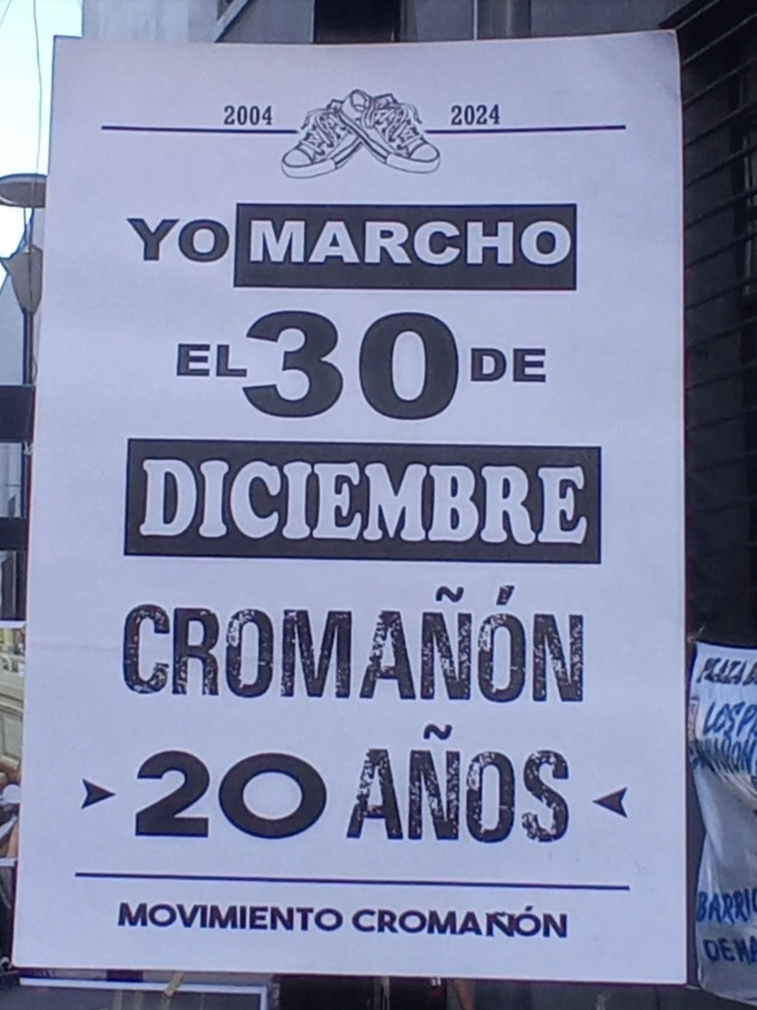 CROMAÑÓN 20 AÑOS - YO MARCHO EL 30 DE DICIEMBRE.  El cronograma de homenaje y actividades programadas por el aniversario de la masacre de Cromañón es el siguiente:   Santuario Cromañón (Bartolomé Mitre) - 11 hrs Muestra Cromañón Nos Late Muestra de Fotos Actividades Artísticas Radio Abierta Serigrafía Susurrantes Plaza de Mayo - 16.30 hrs Oración Interreligiosa - Misa Música en vivo Lectura de Documento Suelta de zapatillas Plaza de Mayo - 19 hrs Marcha al Santuario Acompañan Grupos de Percusión Murgas Santuario Cromañón - 20:30 hrs Llegada de la Marcha Acto central     #cromañonnoslate #cromañonnoseolvida #cromañon🕊️ #cromañon20años #callejeros #cromañon #30dediciembre #CALLEJEROS