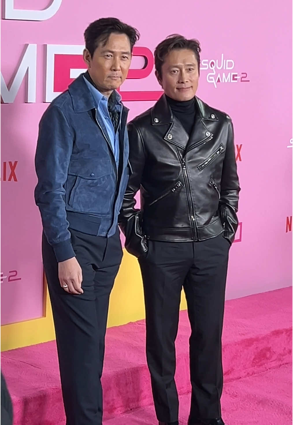 Lee Jung-jae and Lee Byung-hun arriving at the premiere of Squid Game in Los Angeles. #squidgame #squidgame2  #netflix #leejungjae #leebyunghun @Netflix @Squid Game Netflix 