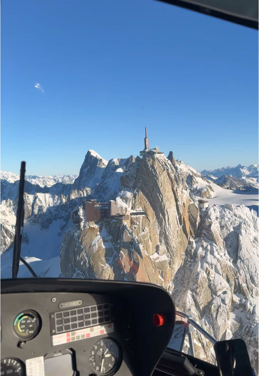 Entering 2025 #alps #montblanc #aiguilledumidi #succesion #mountain #sky #flying 