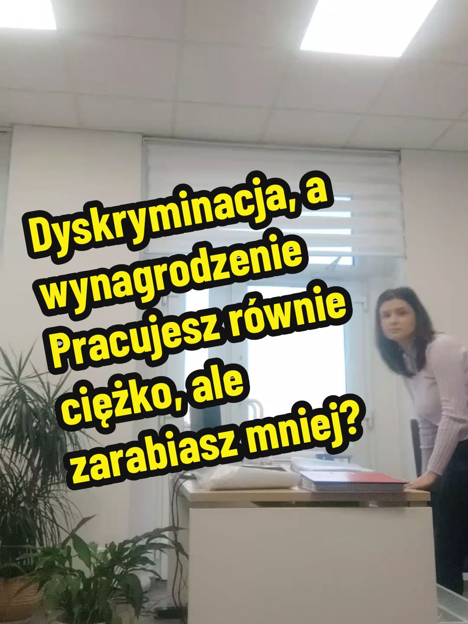 W celu ograniczenia ryzyka odpowiedzialności pracodawcy za dyskryminację w wynagradzaniu, warto stosować wartościowanie stanowisk pracy. Polega ono na porównaniu każdego stanowiska z innymi w ramach przedsiębiorstwa oraz w odniesieniu do sytuacji na rynku pracy. Dzięki temu procesowi powstaje uporządkowana hierarchia stanowisk, która ukazuje różnice między nimi w kontekście całej struktury organizacyjnej danej firmy. pozdrawiam  Anna Truchan-Blauth ♥️  #pracownik #praca #pracodawca #biznes #przedsiebiorca #annatruchanblauth #biznesonline #firma #ksiegowosc 