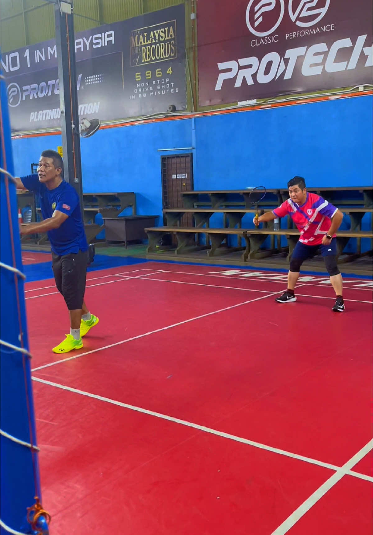 Badminton Day Pemuda UMNO Kota Bharu . Alhamdulillah semakin meriah #fikhranhamshi #pemudacarakita #pemudaumnokotabharu #pemudaumnomalaysia 