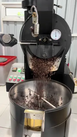 Bubuk Kopi rumahan,Kopi Warkop dan kopi bahan Epsresso Base Arabika Gayo & Robusta #kopiarabika #roastbean #kopirobusta #kopisaring #kopibandaaceh #sangerespresso #kopiaceh #espressosusu #kopigayo #bubukkopi