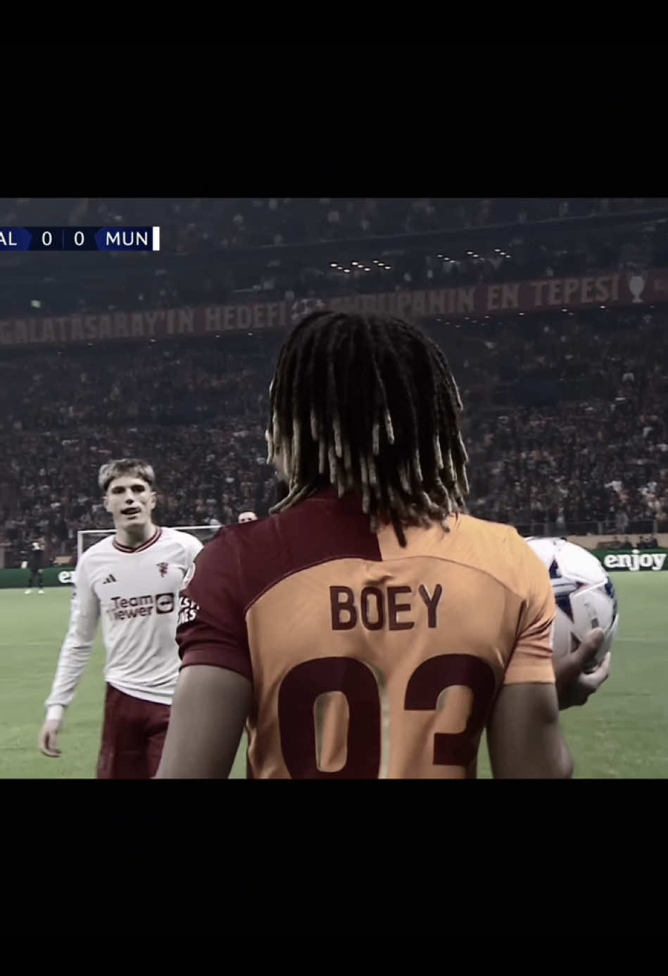 İstesemde başkasına hiç yazamadım boey #galatasaray #gs #boey #sacha #sachaboey #keşfetteyizzz #keşfett #edit #93 #cimbom #bjk #fb 