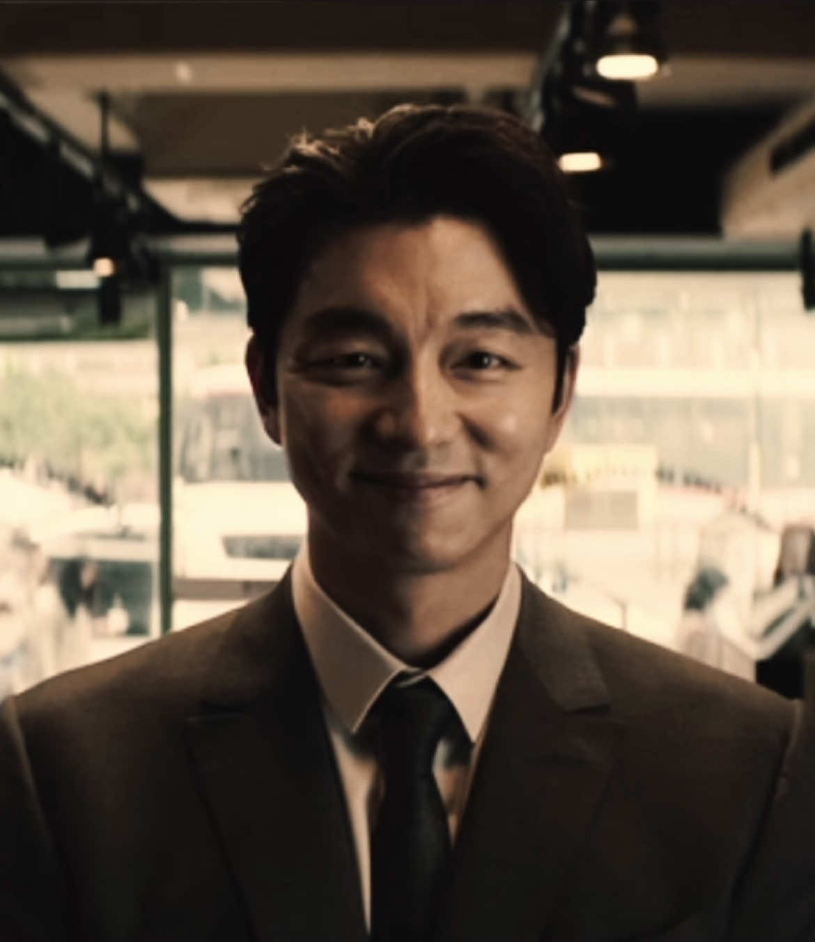 it’s getting stickyyy // #squidgame #squidgameseason2 #squidgameedit #thesalesman #gongyoo #gongyooedit #netflixseries #showedit #viraledit #trending #fyp #foryoupage #fypage #fypp #cqrso