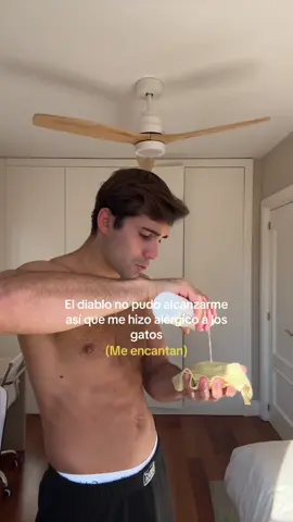 Le tengo que duchar 1 vez a la semana para que no nos de alergia, pero todo bien jaja #viral 