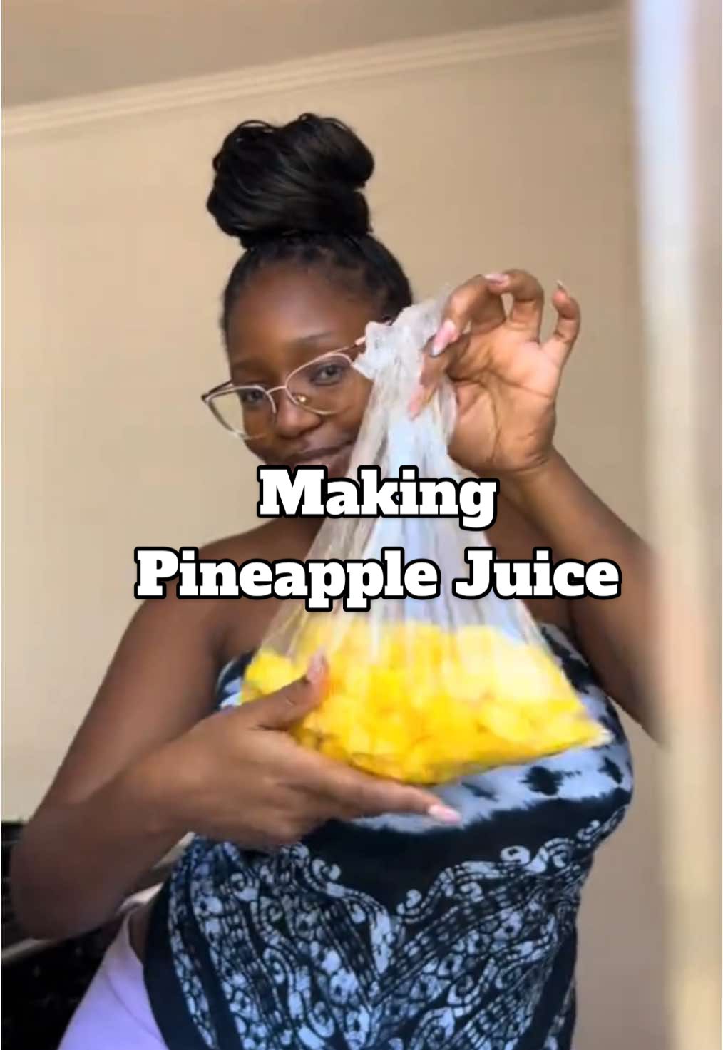 DECEMBER IN KIMBERLEY: Making yummy 🍍 juice #decemberinkimberley #lucilleslade #fyp #kimberley 