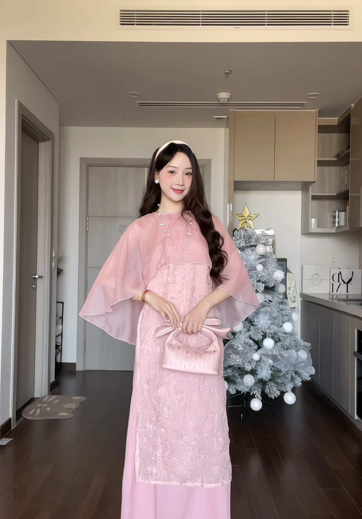 Điệu đà chanh sả cùng set đầm yếm kèm áo choàng 🪭🧧✨🌸 #aodaitet #tetmacgi #review #GocLamDep #fypシ #videoviral #xuhuong 