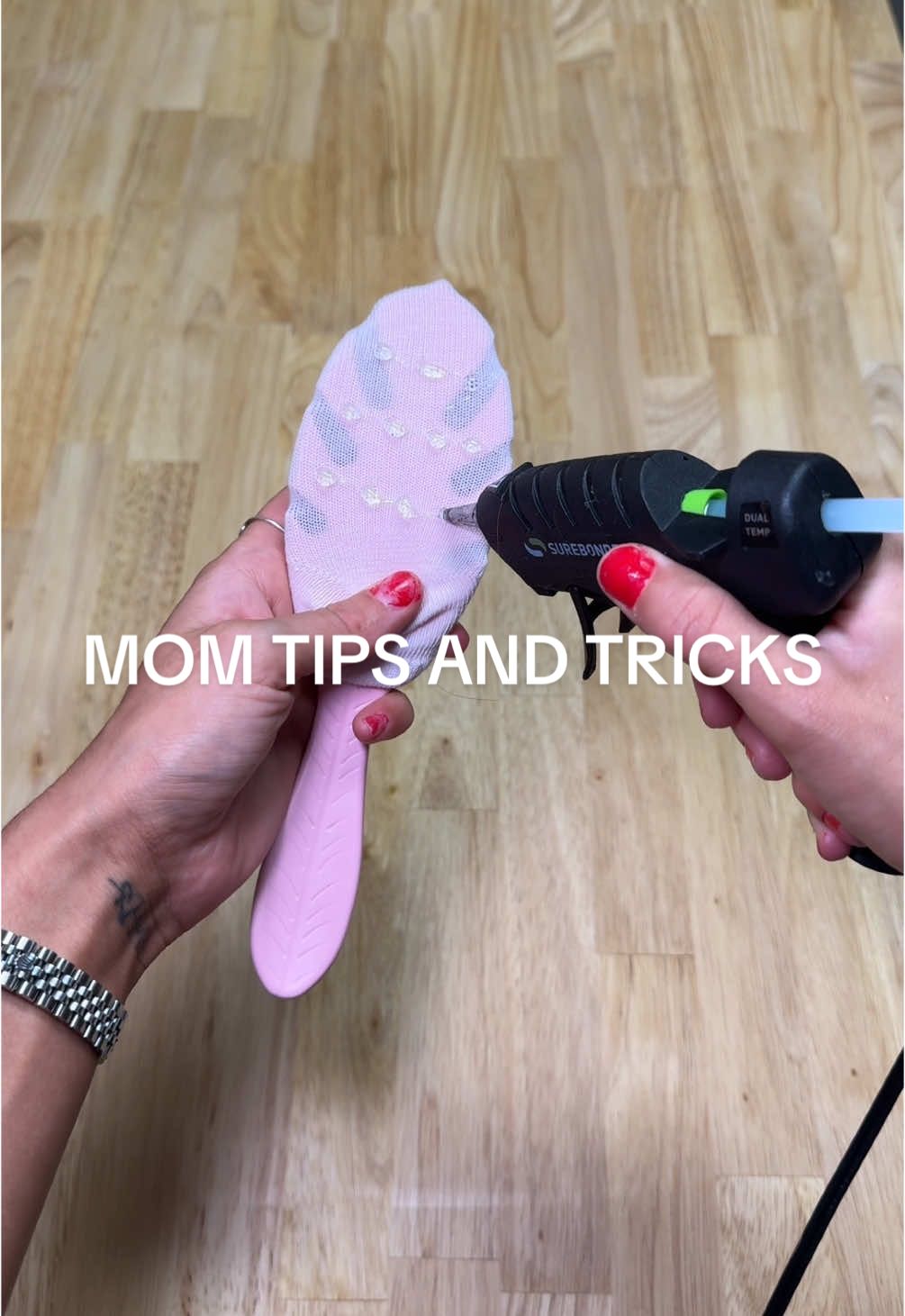 These are the first things I wish I knew as a first time mom! #MomsofTikTok #momhacks #useful #tips #momtips #parentsoftiktok #patentinghacks #firsttimemom #momlife #babyhack 