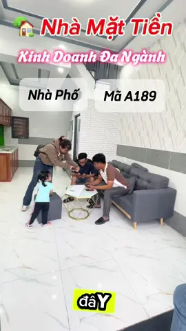 Nhà Mặt Tiền kinh doanh tốt, gần chợ, gần trường học. Vị trí gần Cầu Lớn Hóc Môn #hocmon #binhchanh #nhahocmon #nhabinhchanh #nhaxahoi #nhagiare #nhatragop #tuni 