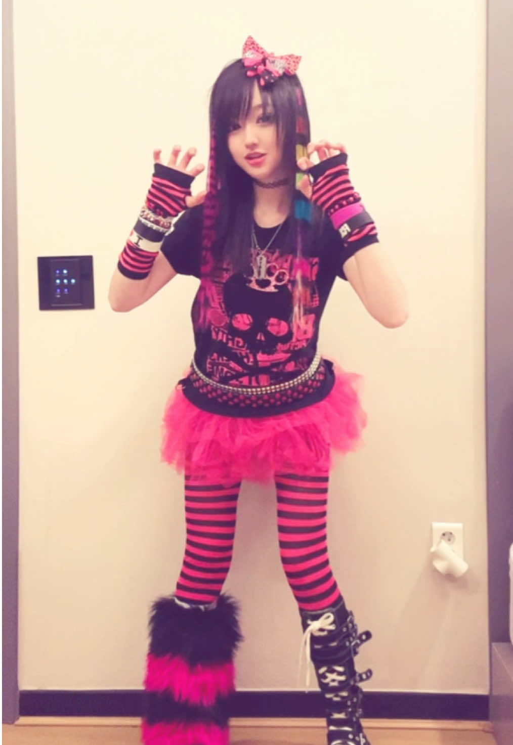 I know this pretty scene girl XD  #scene #scenequeen #scenefashion #scenegirl #scenecore #Scenehair #emo #emokid #emohair #emogirl #emofashion #emocore #y2k #fyp 
