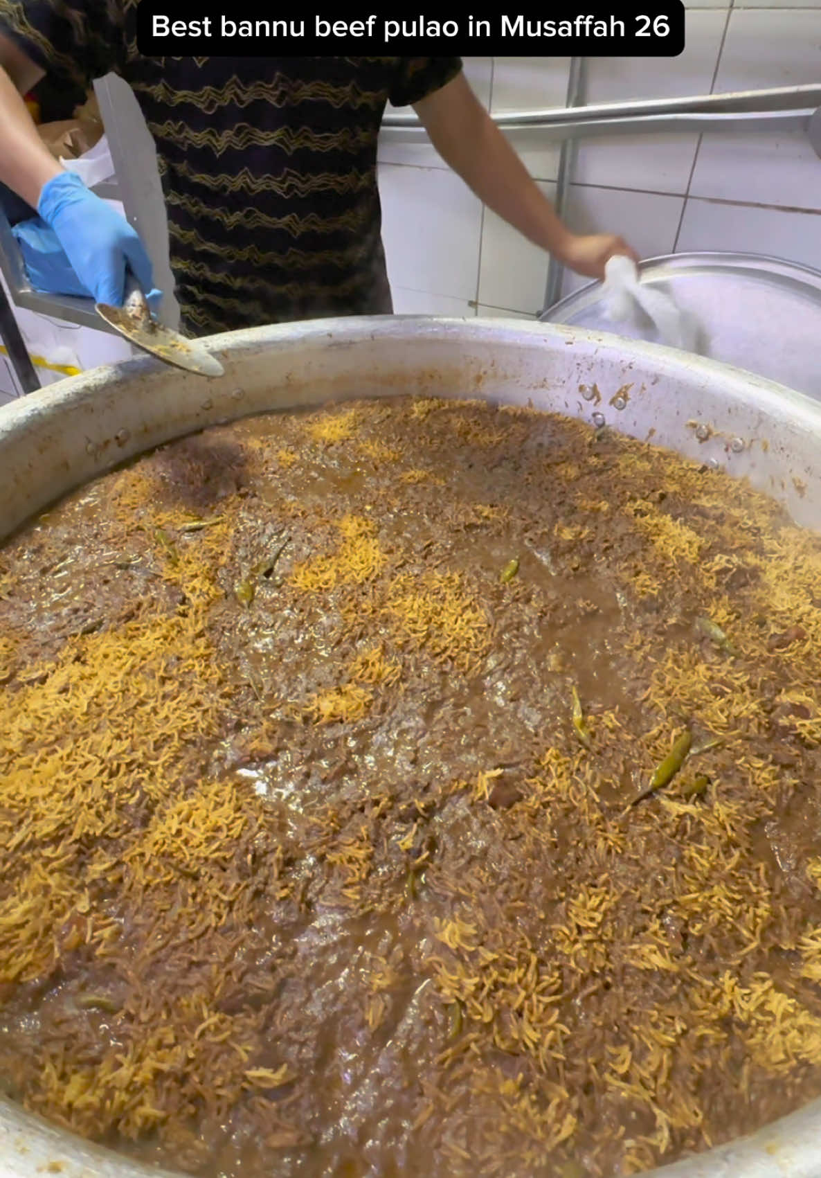 Bannu beef pulao the original one in UAE is available only at bannu gul beef pulao restaurant 🍚🤤 #CapCut #foryou #viralvideo #viral #bannubeefpulao #bannugulbeefpulaoresturant #trendingvideo #pakistanifood #chawal 