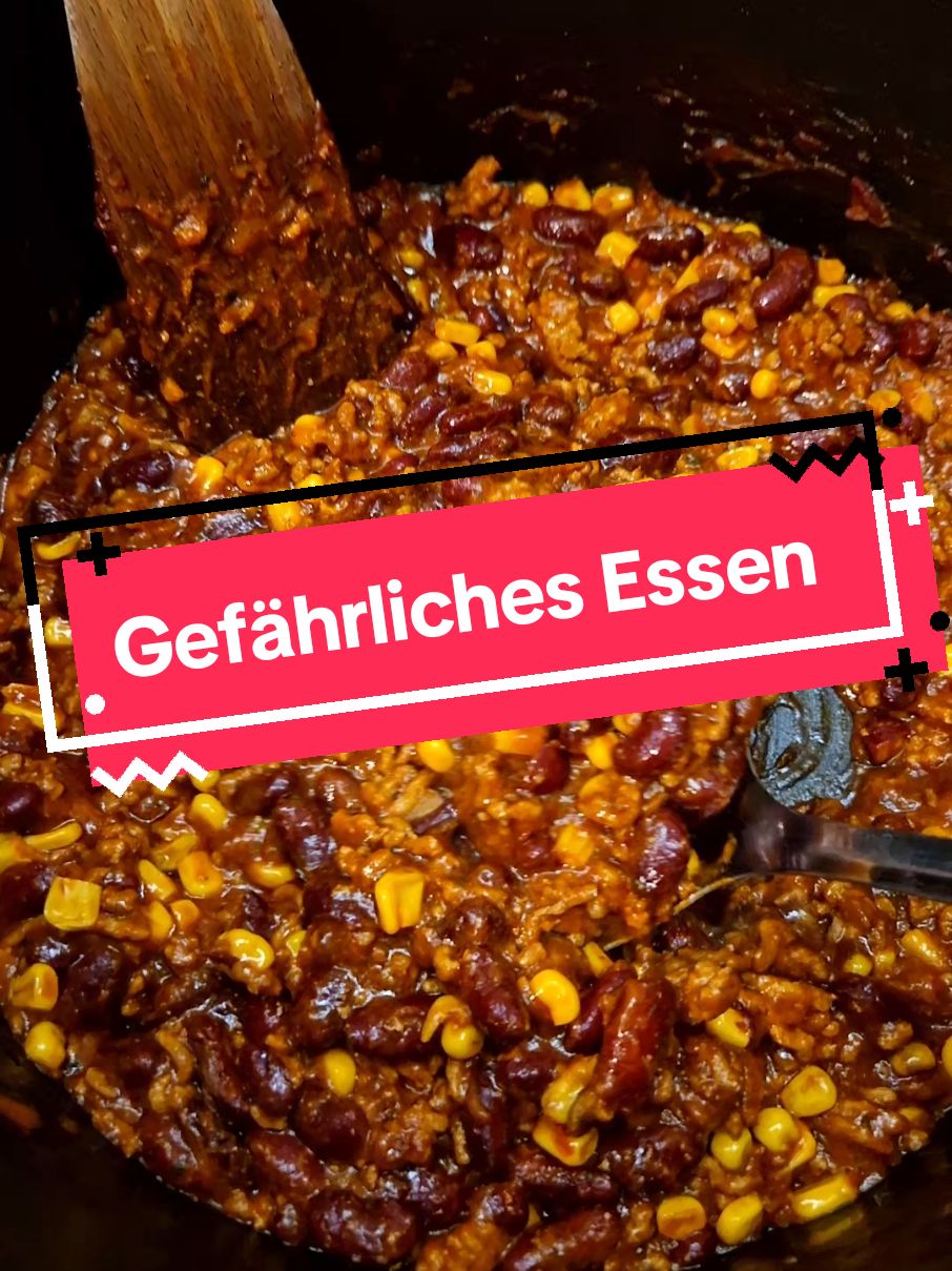 Lecker aber am Ende auch sehr gefährlich 😅🤣#essen #eat #gefährlich #danger #furz #fart #chilli #lecker #yammi #mahlzeit #isso #werkennts #haha #humor #witz #witzig #lustig #lachen #fd #fds #fy #fyp 