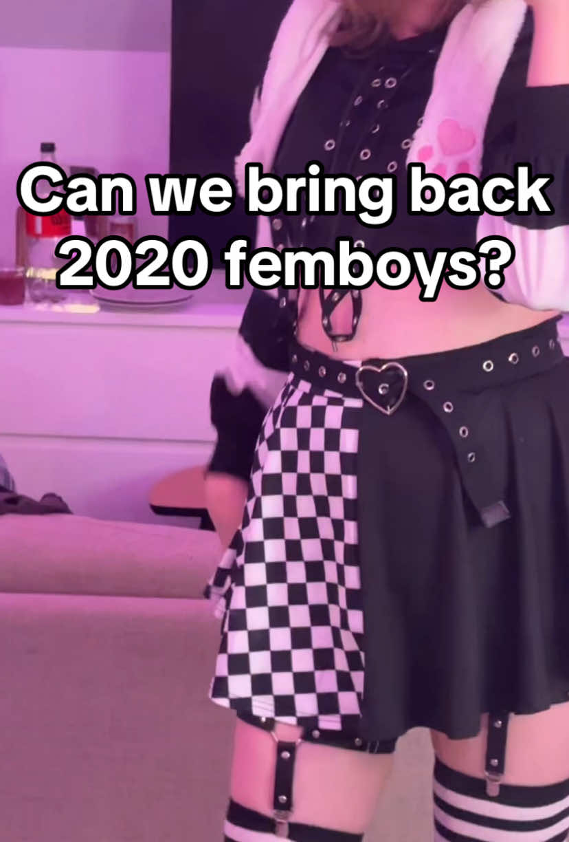 I unironically love the 2020 femboy fashion 😭 #femboy #lgbtq #gay #2020 