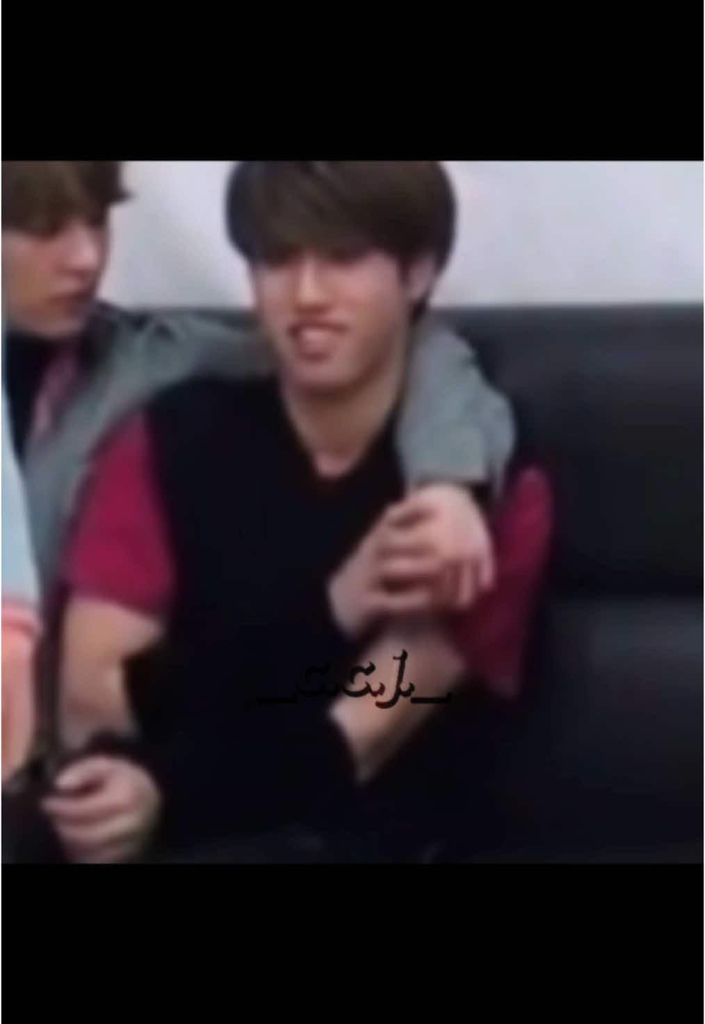 Lee Know always have to find a way to touch Han’s arm 😂❤️ #minsung #leeknow #hanjisung #fyp 