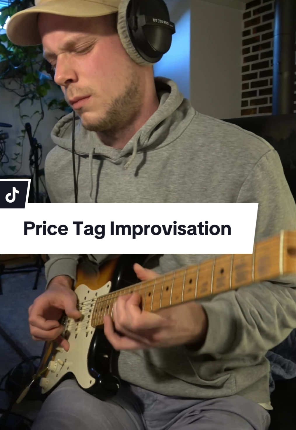 It’s not about the money🎶 #Price Tag Improvisation #fender #fingerstyle #guitar #improvisation #markknopfler #direstraits #style #beautiful #music #fyp #foryou #fürdich 