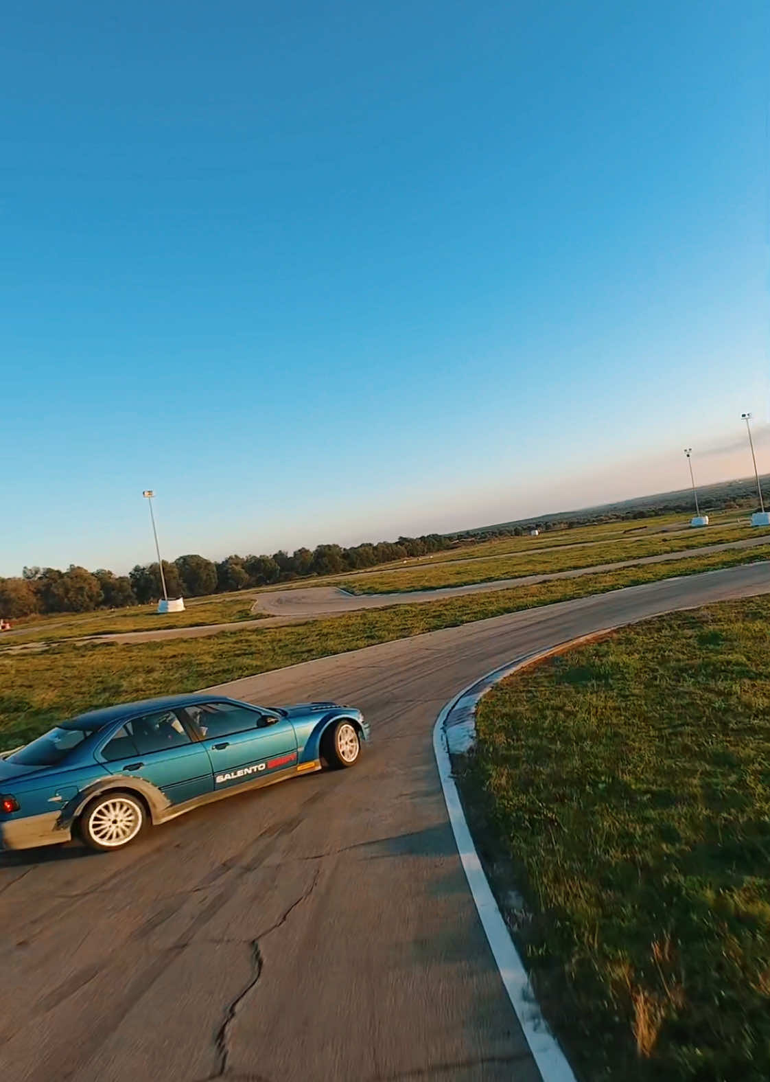 🚗💨  #drift #drifter #race #bmwdrift #drone #djiavata2 #pista #drifting #driftday #trackday #pilot #fpv #fpvdrone #fpvfreestyle #fpvdrones #puglia 