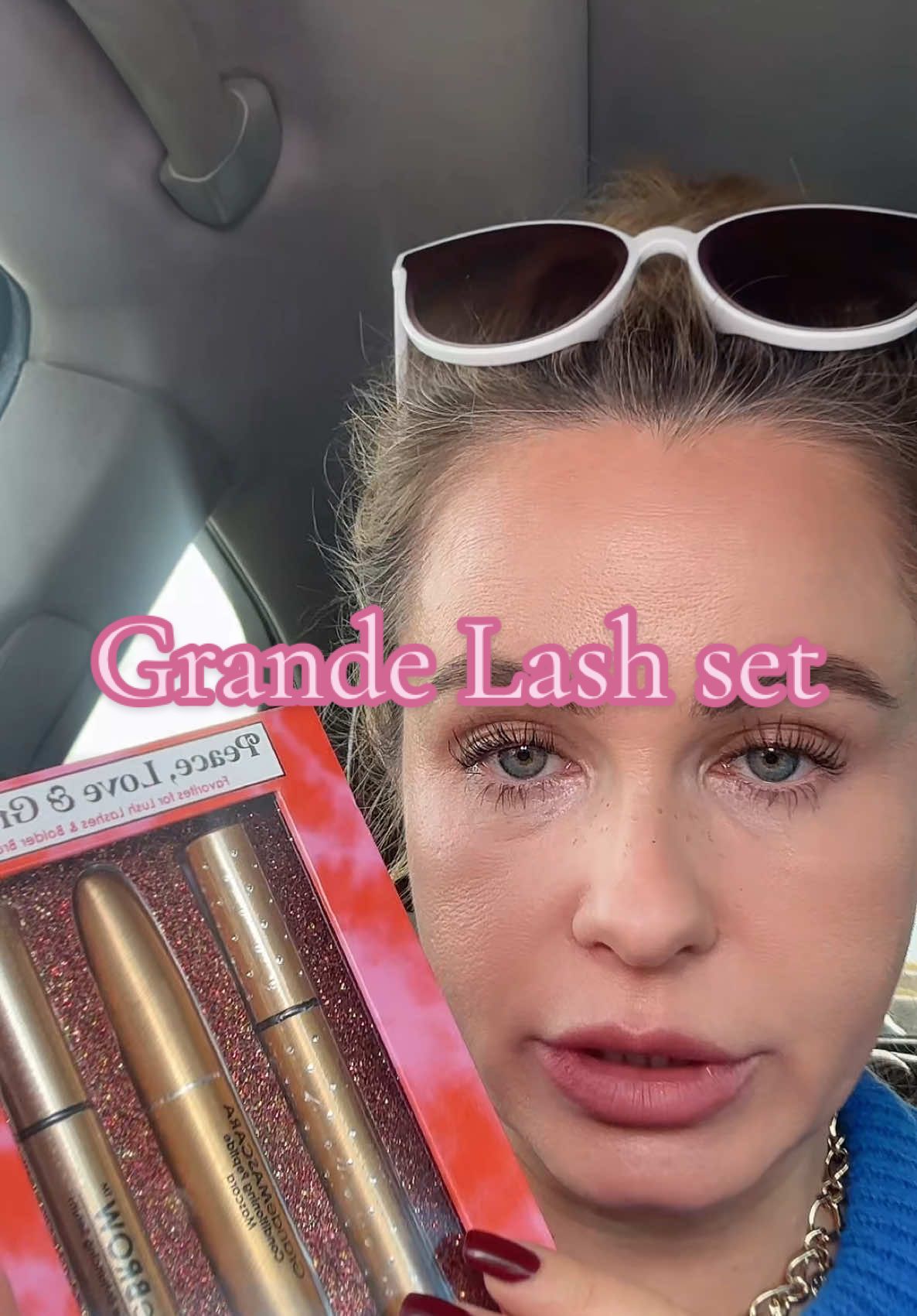 Such a great deal on the grande lash set you’re getting a full-size serum, full-size mascara and a full-size brow serum #GrandeLash #GrandeLashSet #GrandeLashSale #GrandeLashSerum@Grande Cosmetics 