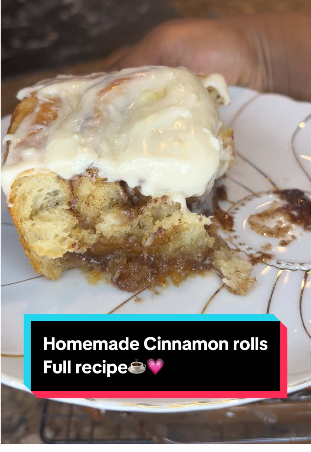 Made a batch of Ooey Gooey Cinnamon roll w/ Cream cheese frosting from scratch ❤️☕️ #cinnamonroll #creamcheese #creamcheesefrosting #homemade #fromscratch #southern #cinnabon #cinnamoroll #EasyRecipe 