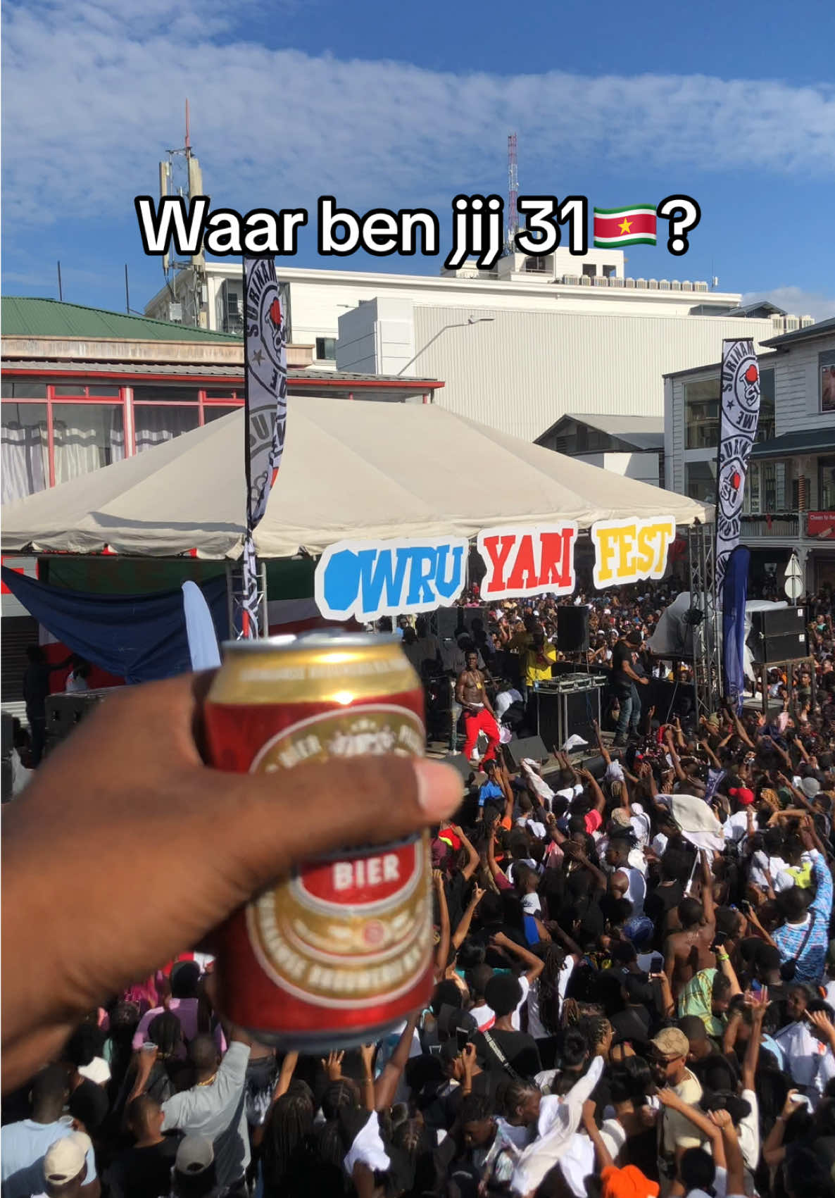 31 hoor je sws in Suriname te zijn🍻 Welke artiesten gaan de stad overnemen dit jaar? #suriname #december #surinametiktokers #🇸🇷 @Dresscode @I LOVE SU 