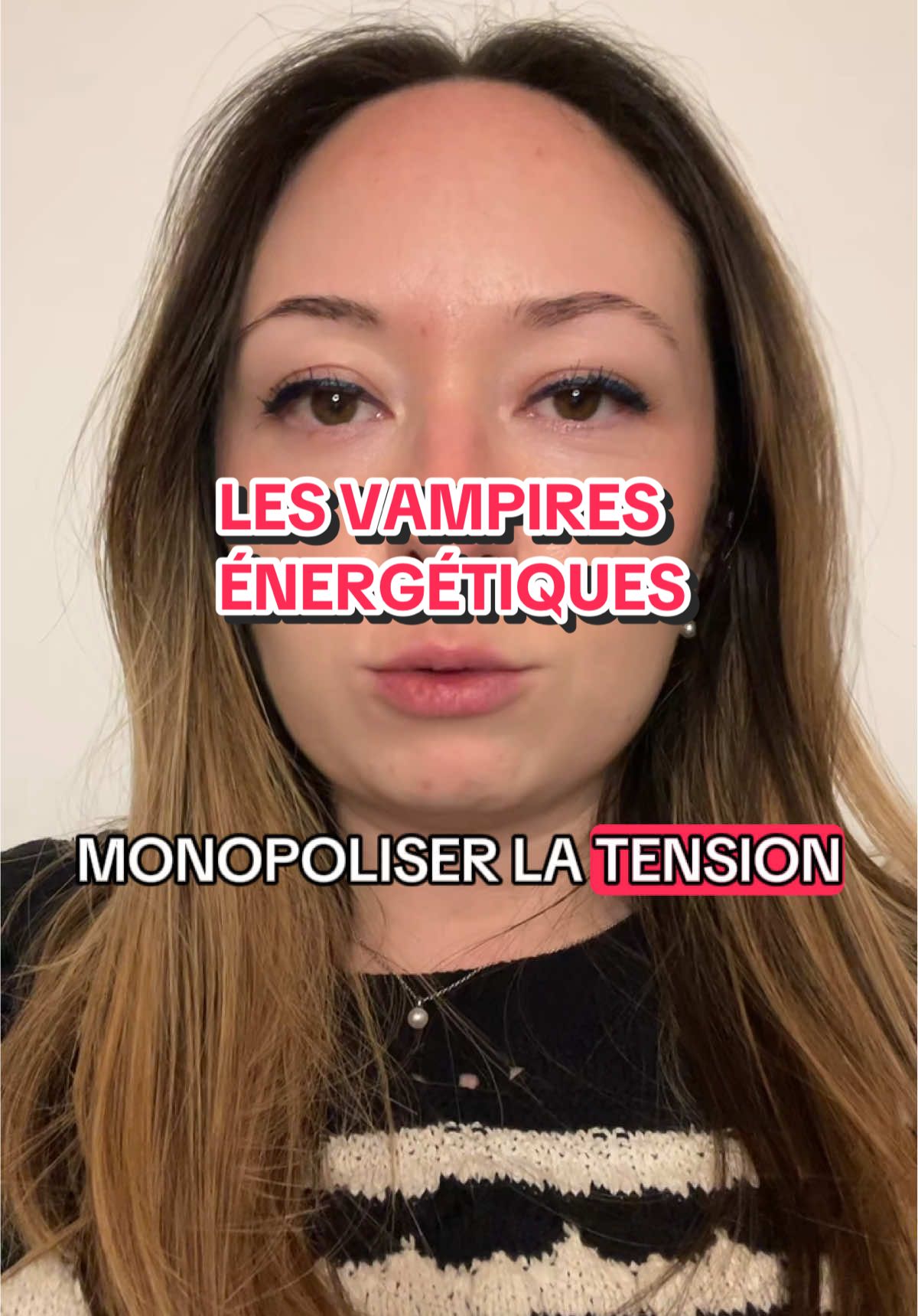 Les vampires énergétiques, ces personnes qui passent leur temps à ne parler que d’eux et qui ont l’art et la manière de monopoliser l’attention sans même se soucier des autres, à mon sens ce sont des personnes à éviter si on veut préserver sa santé mentale.. Et toi, tu as déjà eu à faire à ce genre de personne ou de comportement ? #vampiresenergetiques #santementale #monopoliserlattention #egocentrique #egoiste #insupportable #perversnarcissisque #yenamarre #hypersensible #seproteger #vivrebien #voleurdenergie #saimersoismeme #coachinglife #psy #burnout #sensible #energie #penserasoit 