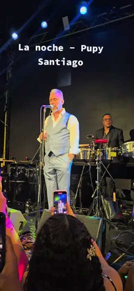 Pupy Santiago canta 'La noche' en vivo en Tibiritabara, Cali, Colombia, el 26 de diciembre de 2024. #pupysantiago  #lanoche  #elamormelocomprasami   #tibiritabara  #feriadecali  #feriadecali2024  #salserosdeverdad  #salseros  #salsaromantica  #salsaparaestados  #salsaparadedicar  #salsita  #salsabaul  #cali  #colombia 