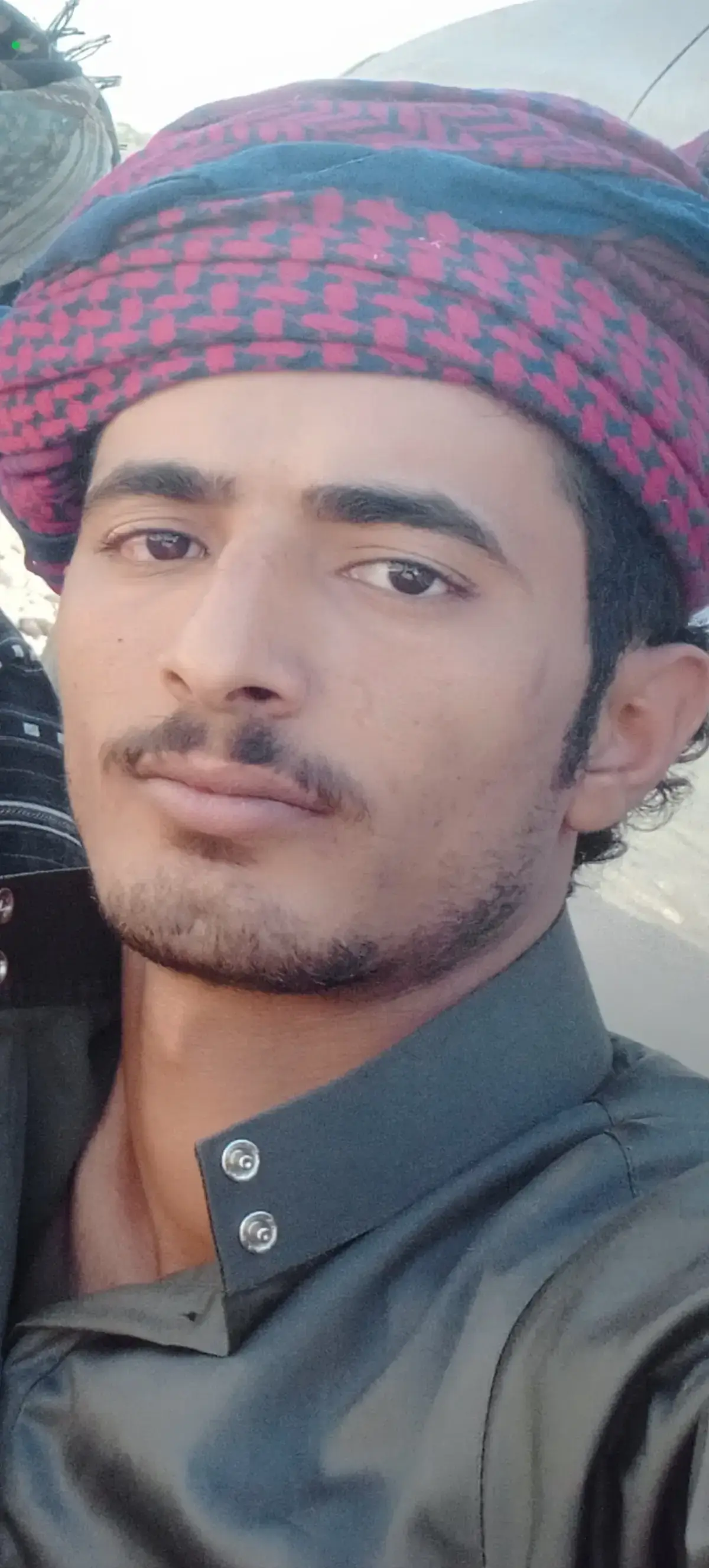 (يومني ازعل منك وزعلك ورضيك) لايكات متابعه أعده نشر حبايب قلبي
