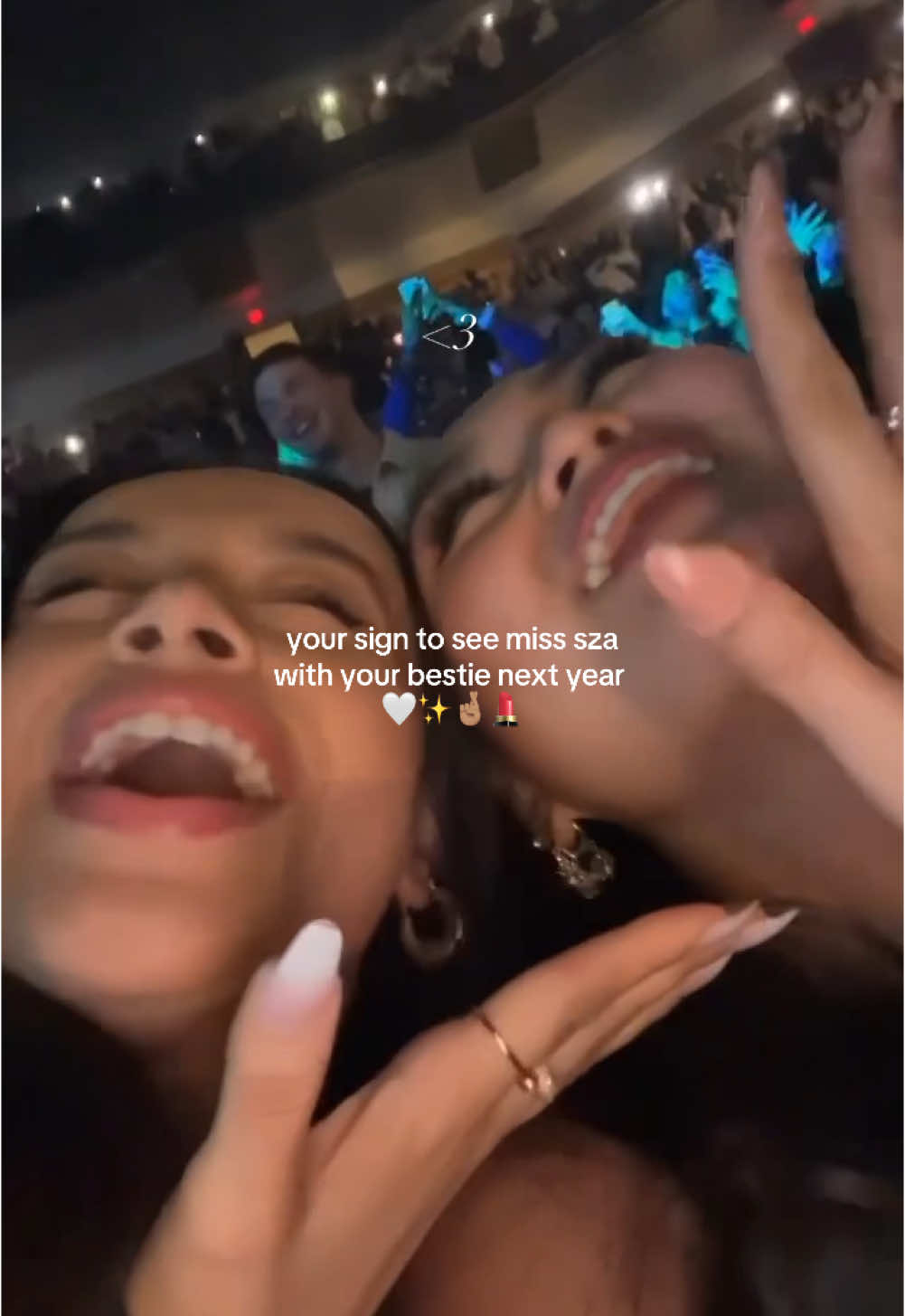 your sign to see Miss sza next year with your twin bestie boo 🤞🏽✨💄🤍 truly was one of the best experiences of my life and I am praying I can go back next year <3 #sza #bestiegoals #girlsgirls #szaconcert #friendshipgoals #szasos #szastan #lana 