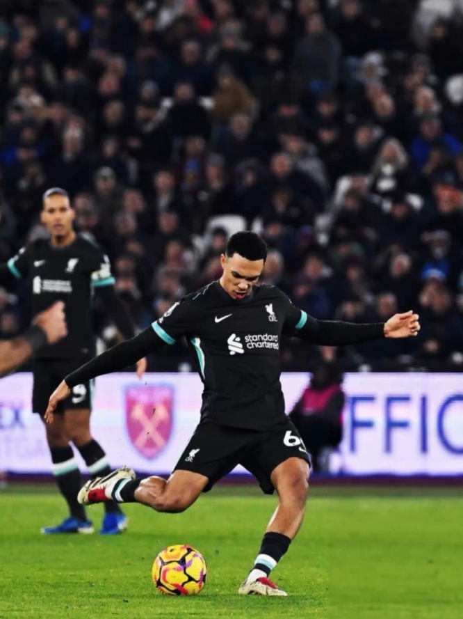 Trent Alexander-Arnold Goal Today Liverpool vs West Ham United Premier League  #trentalexanderarnold #taa #trent #liverpool #liverpoolfc #thereds #westham #westhamunited #liverpoolfan #PremierLeague #fyp #foryou #footballedit 