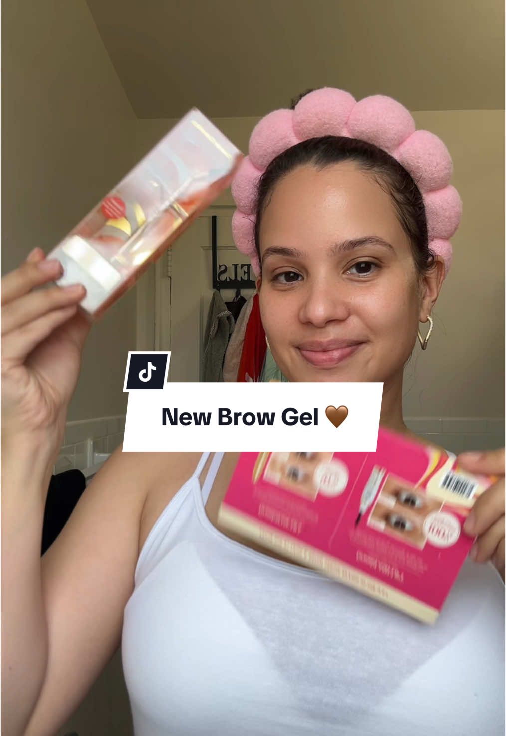 Finally got my hands on one of these 😍😍 #browgel #newbrows #browtint #eyebrows #eyebrowshaping #eyebrowthreading #eyebrowbeforeandafter #makeup #makeupoftheday #makeuptutorial #makeuptutorials #TikTokShop #motd #formoms #momsfyp 