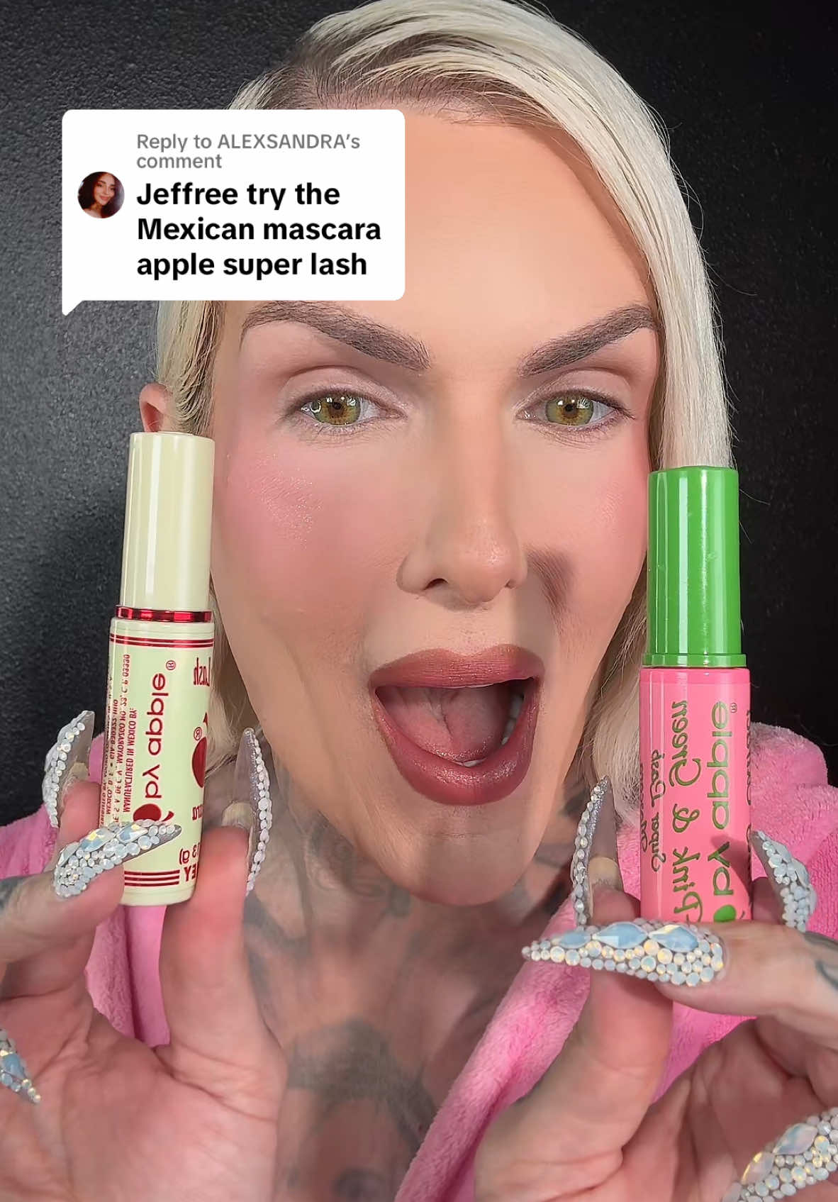 Replying to @ALEXSANDRA 😇 Today I’m trying out the Apple mascara from Mexico! Is it Jeffree Star Approved?! #makeupreview #jeffreestar #mascara #mexico #makeup #BeautyTok #fyp 