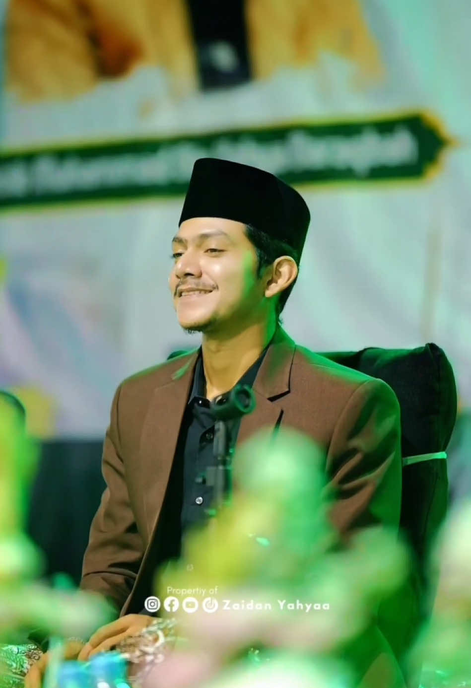 Mereka yang terlalu dalam terluka disebabkan terlalu jauh meninggalkan cinta kedapa Allah dan Rasul-nya #mzy #zaidanyahyaa #fyp 